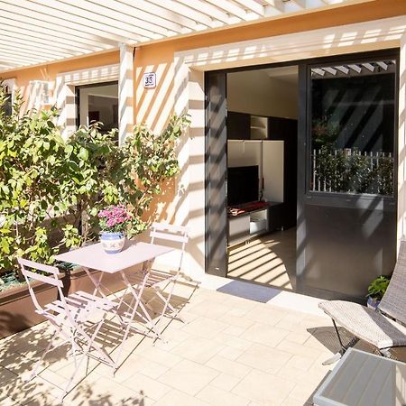 Romantico Open Space A 3Min Dalla Spiaggia - Homeunity Rimini Ngoại thất bức ảnh