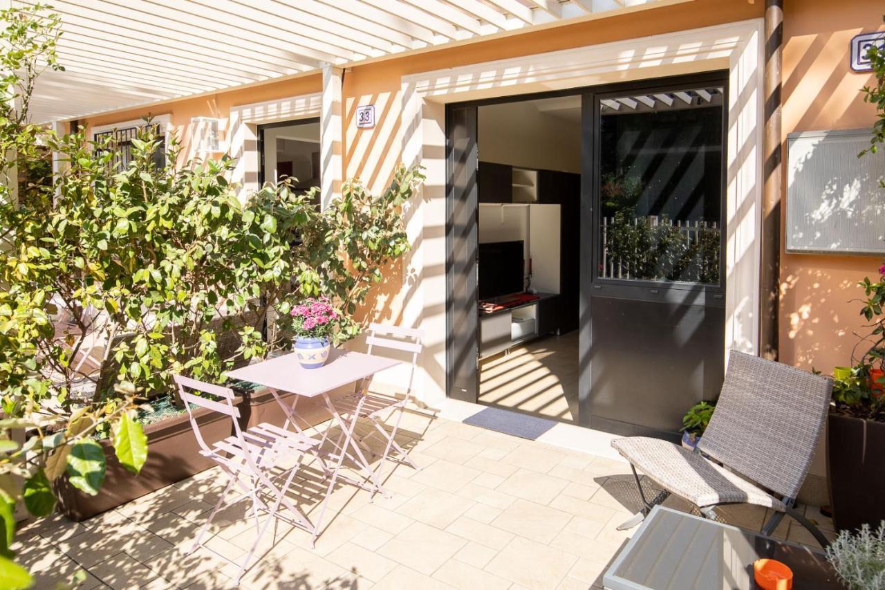 Romantico Open Space A 3Min Dalla Spiaggia - Homeunity Rimini Ngoại thất bức ảnh