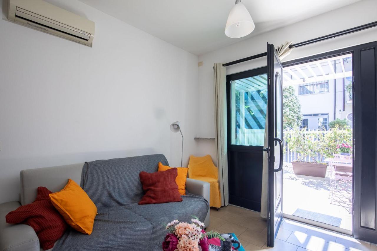 Romantico Open Space A 3Min Dalla Spiaggia - Homeunity Rimini Ngoại thất bức ảnh