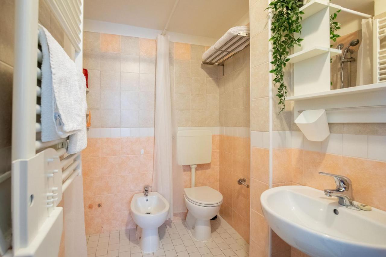 Romantico Open Space A 3Min Dalla Spiaggia - Homeunity Rimini Ngoại thất bức ảnh