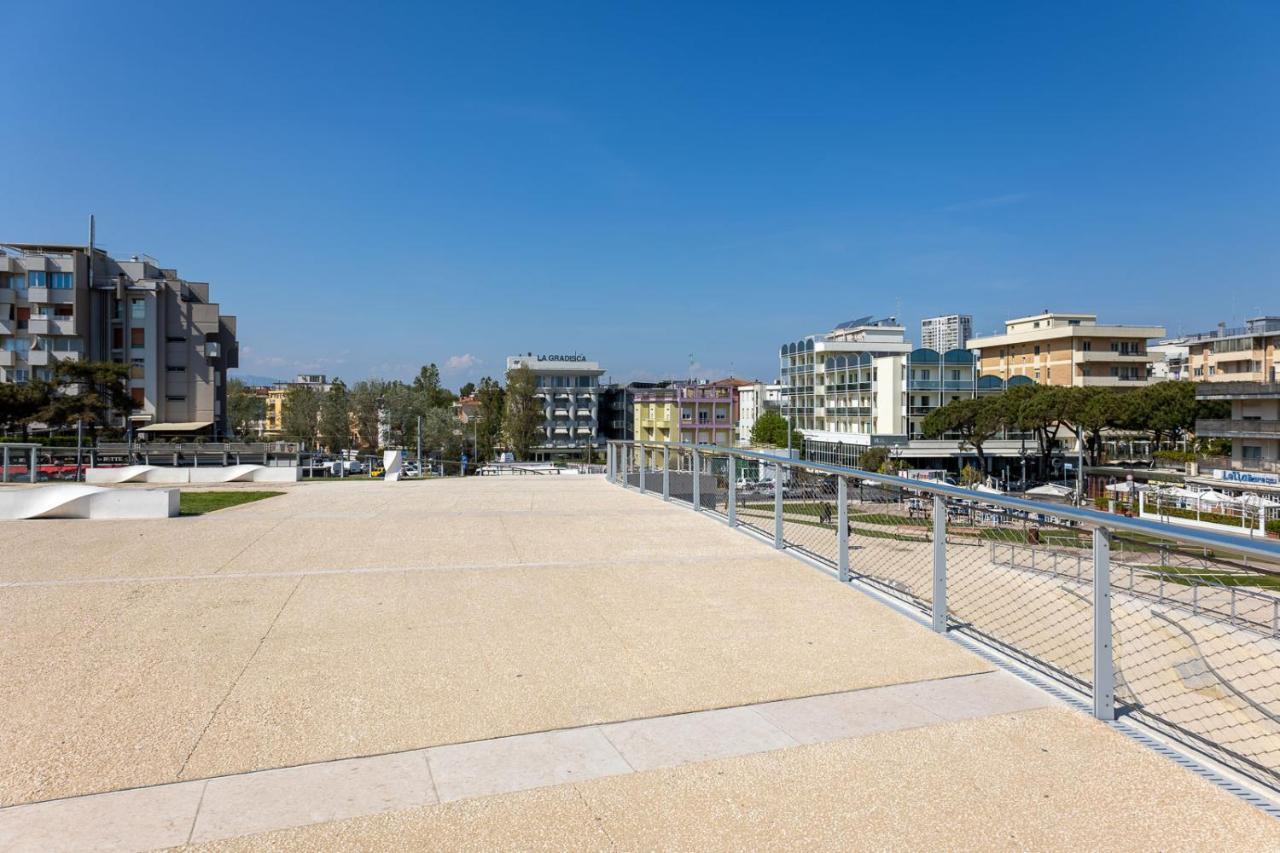Romantico Open Space A 3Min Dalla Spiaggia - Homeunity Rimini Ngoại thất bức ảnh