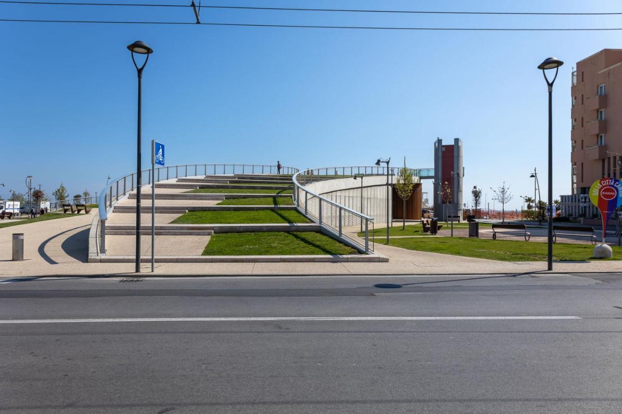 Romantico Open Space A 3Min Dalla Spiaggia - Homeunity Rimini Ngoại thất bức ảnh